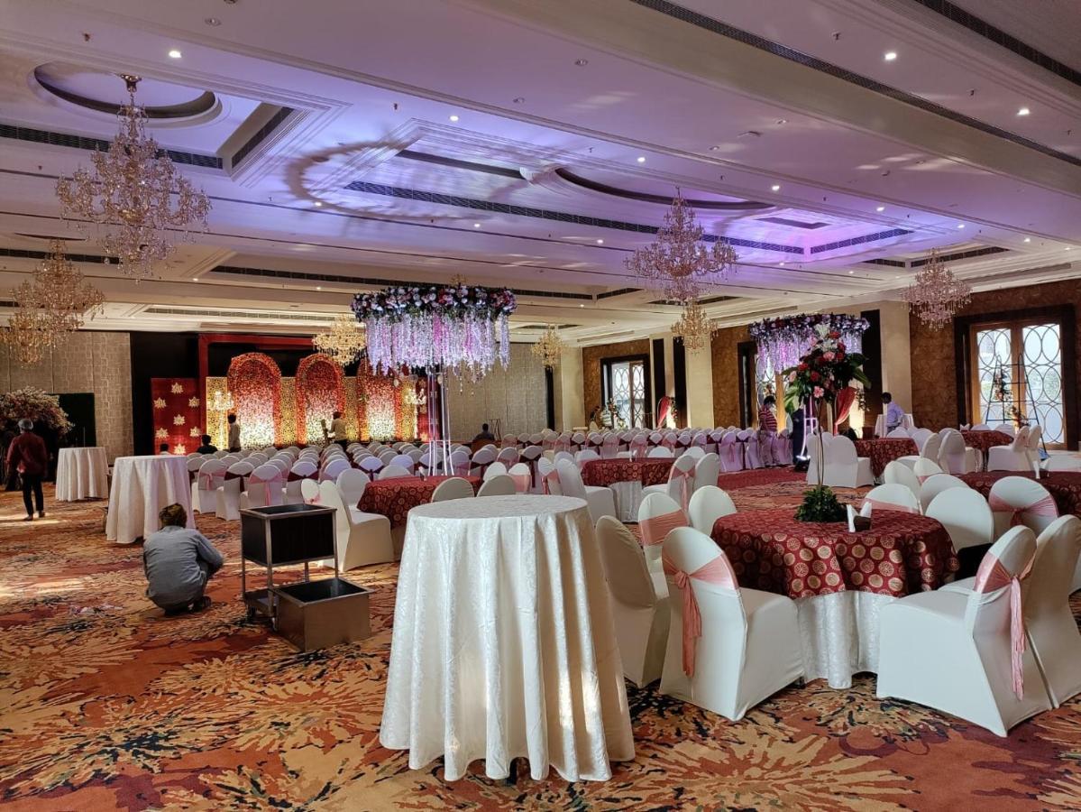 Damson Plum Hotel ลัคเนา ภายนอก รูปภาพ